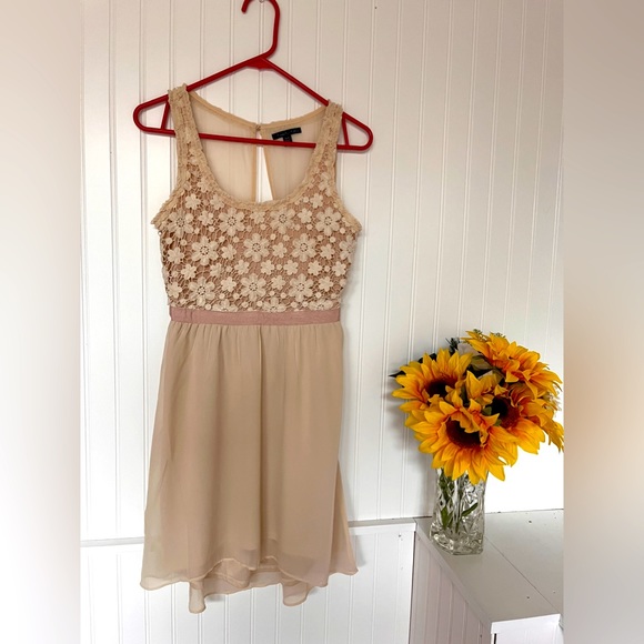 Crochet Cream Lace Top Blush Pink Dress American Eagle - Picture 5 of 6